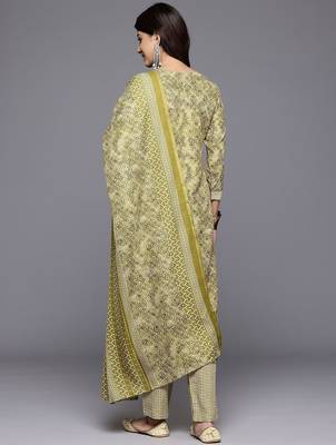 Ethnic Motifs Printed Zari Kurta With Trousers & Dupatta 7