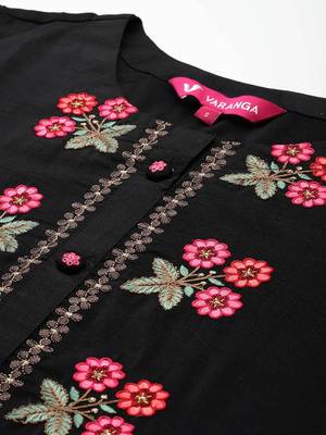 Floral Embroidered Thread Work Kurta With Trousers & Dupatta 2