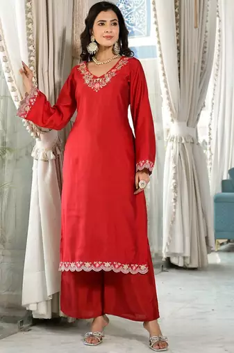 Ethnic Motifs Embroidered Straight Kurta & Trousers With Dupatta