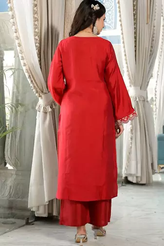 Ethnic Motifs Embroidered Straight Kurta & Trousers With Dupatta