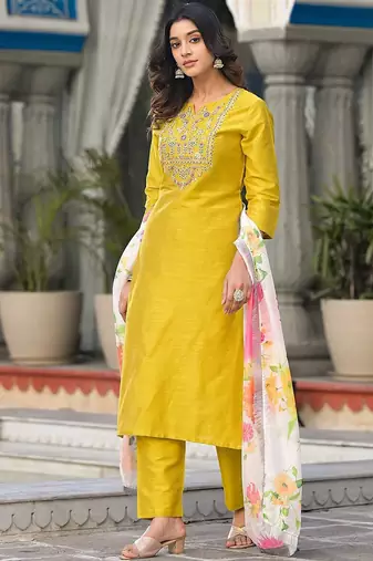 Ethnic Motifs Yoke Design Regular Thread Work Kurta with Trousers & With Dupatta