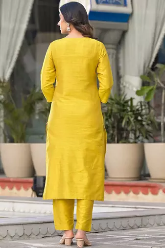 Ethnic Motifs Yoke Design Regular Thread Work Kurta with Trousers & With Dupatta