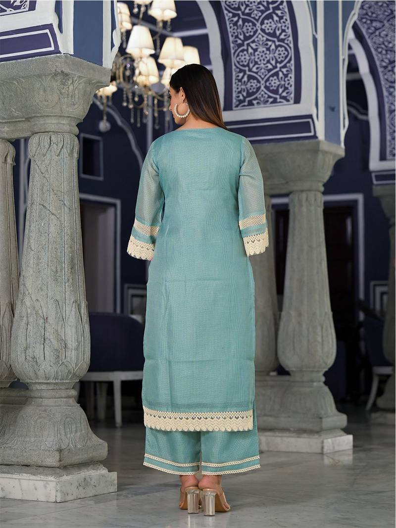Regular Kurta with Trousers & Dupatta
