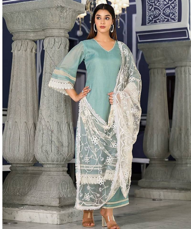 Regular Kurta with Trousers & Dupatta