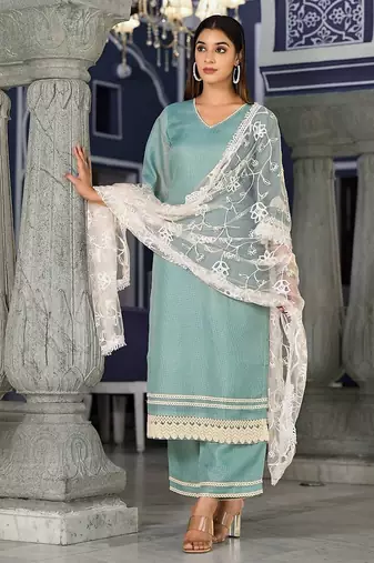 Regular Kurta with Trousers & Dupatta
