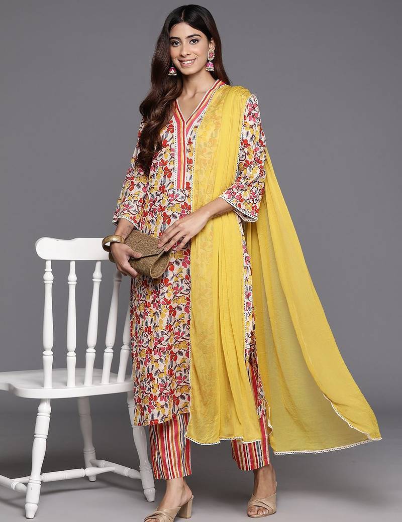Women Floral Printed Regular Pure Cotton Kurta with Trousers & With Dupatta