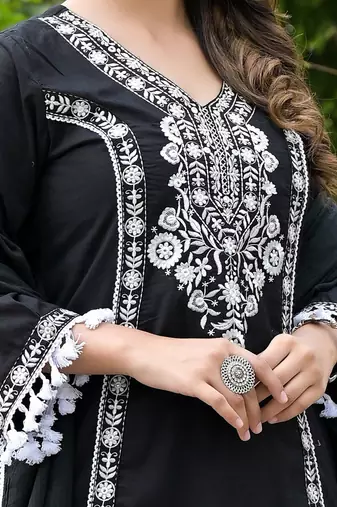 Ethnic Motifs Embroidered Thread Work Pure Cotton Kurta With Trousers & Dupatta