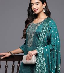 Women Ethnic Motifs Embroidered Straight Kurta with Trousers & With Dupatta