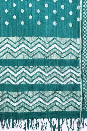 Women Ethnic Motifs Embroidered Straight Kurta with Trousers & With Dupatta
