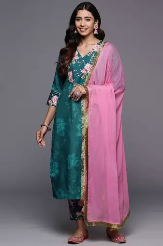 Floral Printed Regular Kurta with Trousers & Dupatta