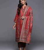 Women Paisley Printed Woolen Kurta Paired with Trousers & Printed Dupatta