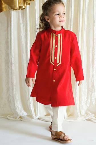 Red embroidered viscose kurta set