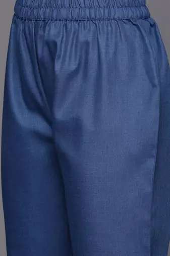 Halter Neck Regular Kurta with Trousers & Dupatta