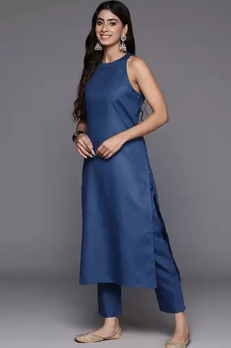 Halter Neck Regular Kurta with Trousers & Dupatta