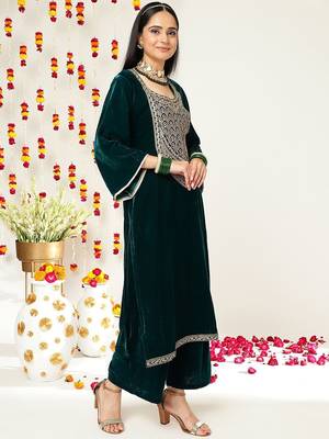 Teal Green Ethnic Motifs Yoke Design Zari Velvet Kurta With Trousers & Dupatta 4