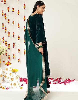Teal Green Ethnic Motifs Yoke Design Zari Velvet Kurta With Trousers & Dupatta 6