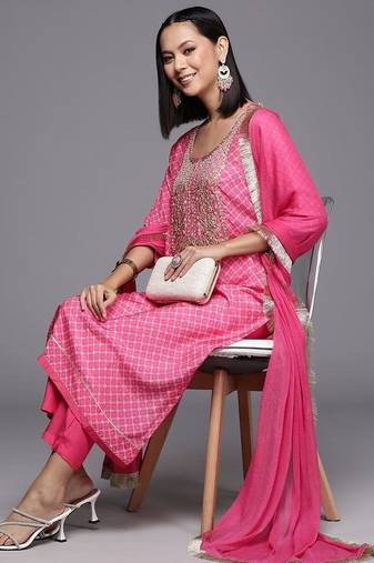 Women Floral Yoke Design Regular Pure Cotton Kurta with Trousers & Dupatta