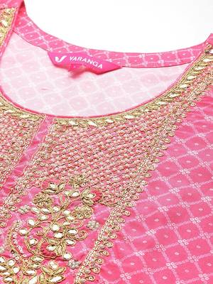 Women Floral Yoke Design Regular Pure Cotton Kurta with Trousers & Dupatta 2