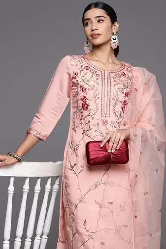 Women Floral Embroidered Regular Thread Work Kurta with Trousers & Dupatta