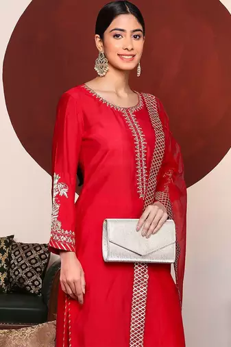 Ethnic Motifs Embroidered Zari Kurta with Trousers & Dupatta
