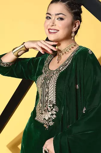 Zari Embroidered Straight Velvet Winter Kurta with Trousers & Embroidered Dupatta