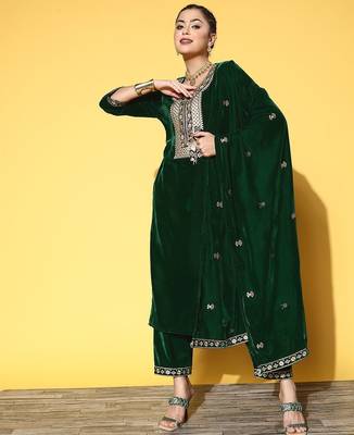 Zari Embroidered Straight Velvet Winter Kurta with Trousers & Embroidered Dupatta 3