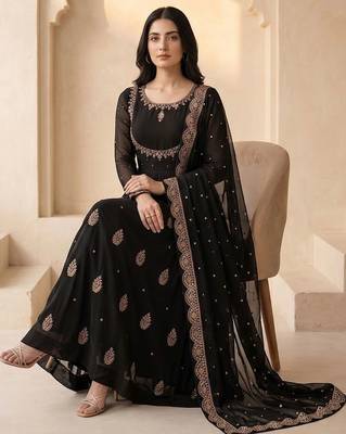 Women Ethnic Motifs Embroidered Empire Thread Work Kurta with Palazzos & With Dupatta 5