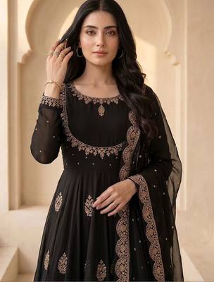 Women Ethnic Motifs Embroidered Empire Thread Work Kurta with Palazzos & With Dupatta 6