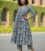 Women Ethnic Motifs Printed Empire Kurta with Trousers