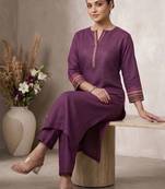Women Ethnic Motifs Embroidered Regular Thread Work Kurta with Trousers