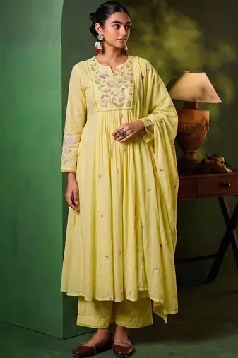 Women Floral Embroidered Empire Thread Work Kurta with Palazzos & With Dupatta