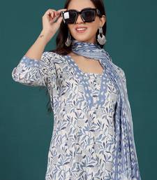 Floral Printed V-Neck Pure Cotton Straight Kurta With Trousers & Dupatta