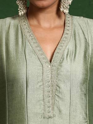 Floral Embroidered V-Neck A-Line Kurta With Sharara And Dupatta 3