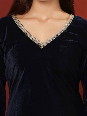 Gota & Zari Embroidered Velvet Winter Kurta with Trouser 3