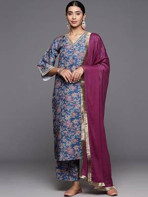 Women Paisley Printed Woolen Kurta Paired with Trousers & Printed Dupatta 1