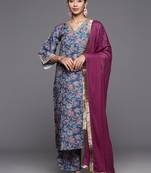 Women Paisley Printed Woolen Kurta Paired with Trousers & Printed Dupatta