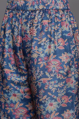 Women Paisley Printed Woolen Kurta Paired with Trousers & Printed Dupatta