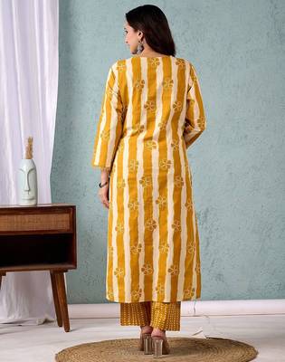 Women Striped Regular Pure Cotton Kurta with Trousers & With Dupatta 5