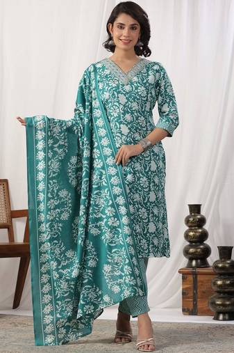 Women Floral Printed Regular Kurta with Trousers & With Dupatta