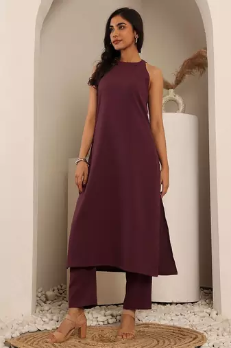 Women Regular Silk Crepe Kurta with Trousers