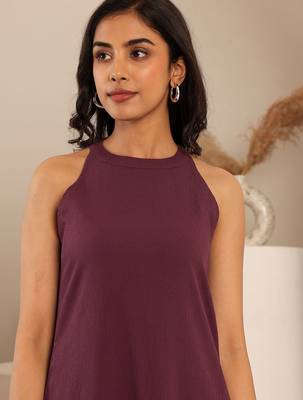 Women Regular Silk Crepe Kurta with Trousers 5