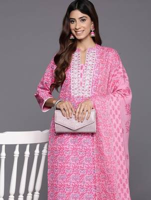 Women Floral Printed Thread Work Pure Cotton Kurta with Trousers & With Dupatta 2