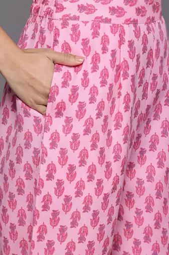 Women Floral Printed Thread Work Pure Cotton Kurta with Trousers & With Dupatta