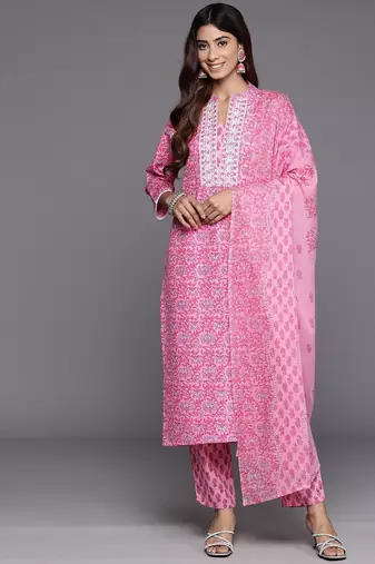 Women Floral Printed Thread Work Pure Cotton Kurta with Trousers & With Dupatta