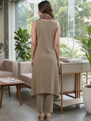 Women Regular Kurta with Trousers & With Dupatta 6
