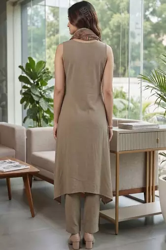 Women Regular Kurta with Trousers & With Dupatta