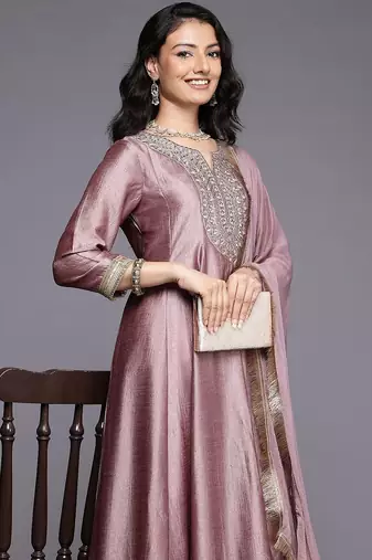Ethnic Motifs Embroidered Zari Pleated Kurta With Trousers & Dupatta