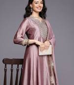 Ethnic Motifs Embroidered Zari Pleated Kurta With Trousers & Dupatta