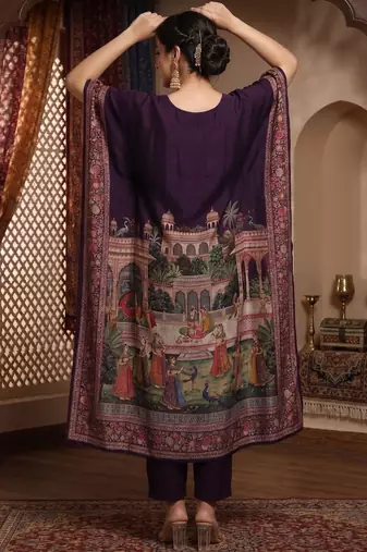 Women Ethnic Motifs Printed Regular Thread Work Kurta with Trousers
