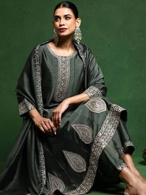 Floral Yoke Design Round Neck A-Line Kurta With Trousers And Dupatta 1